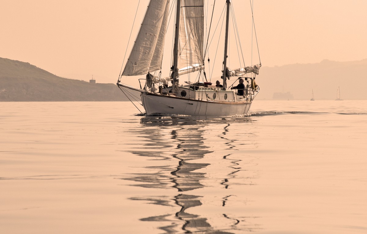 suhail sailing yacht